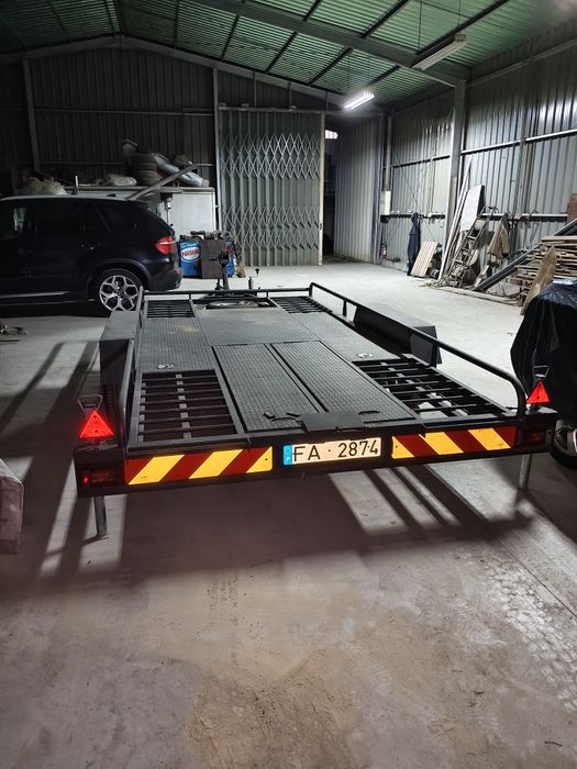 Atrelado com 2 eixos Transporte