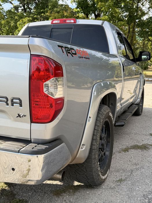 Toyota Tundra 2014