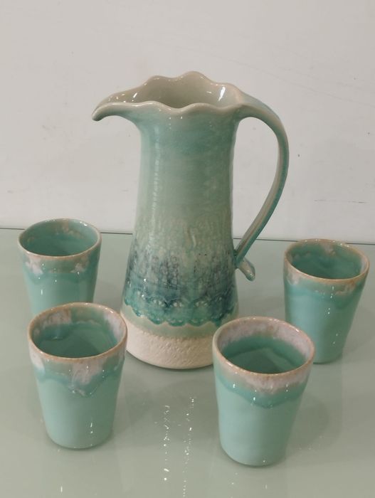 Caneca e copos marca vagos