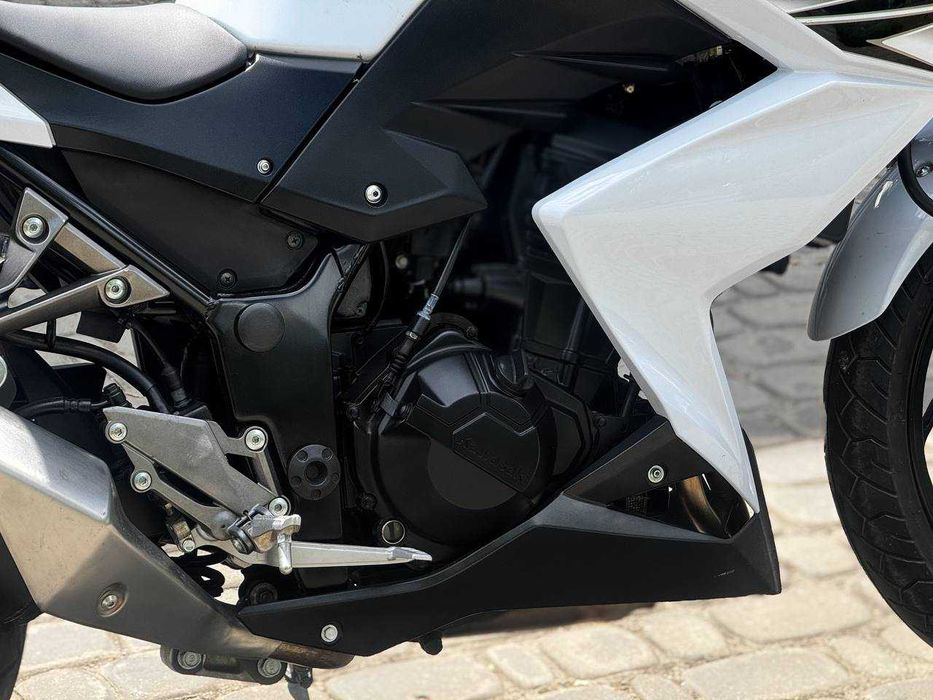 Мотоцикл Kawasaki z250 2013