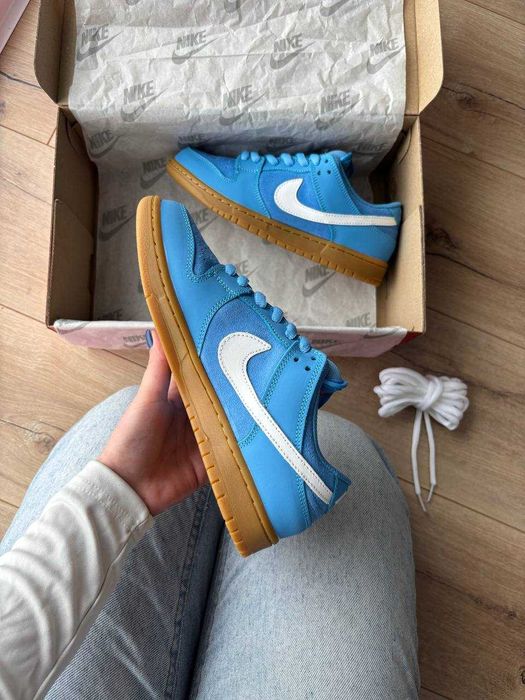 Nike SB Dunk ISO University Blue