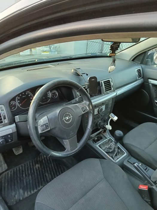 2005 Opel Vectra