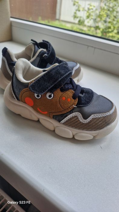 Кросівки 25 розмір.