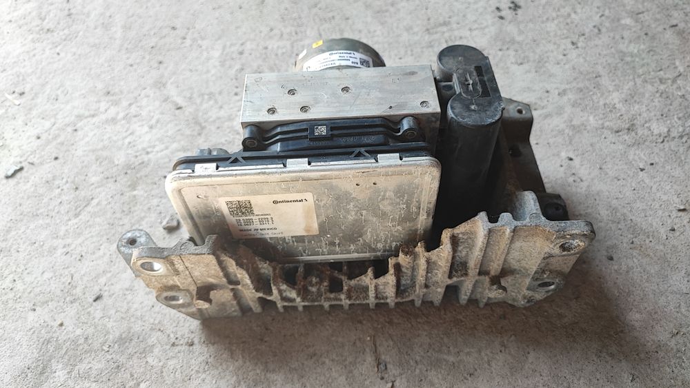 Компресор пневмопідвіски на RAM 19 20 21 22 пневма Додж РАМ насос