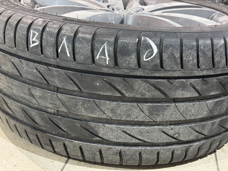 Комплект лета 295/40/20 , + диски оригинал Audi