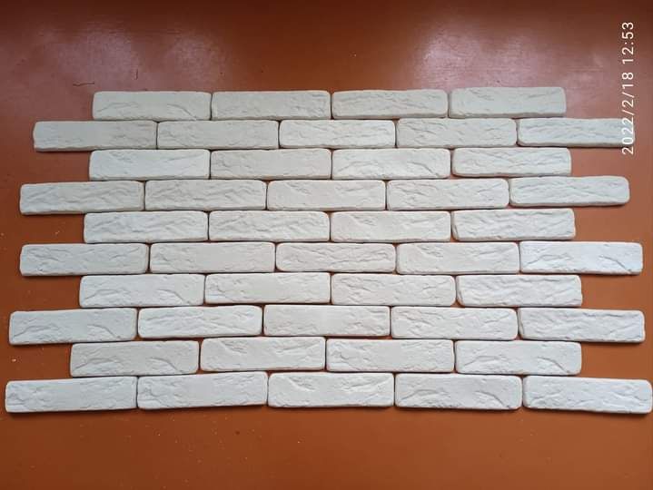 Гіпсова плитка (рим)