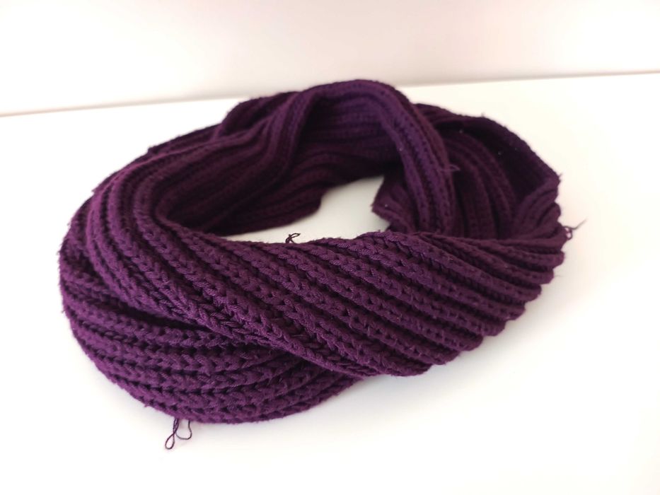 fioletowy zimowy damski szalik śliwkowy burgundowy cieply na zime