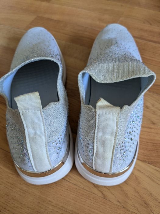 Białe buty adidasy sportowe z cekinami wesele ślub 42 ccc