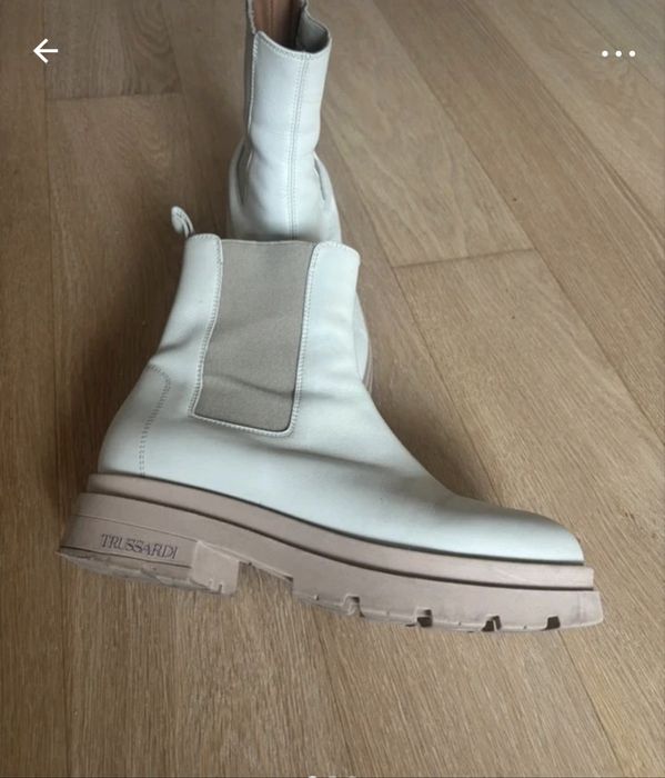 Botki, sztyblety damskie trussardi 39