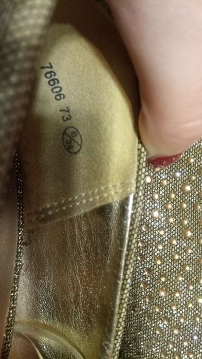 Primark cudne złote szpilki rozm 39