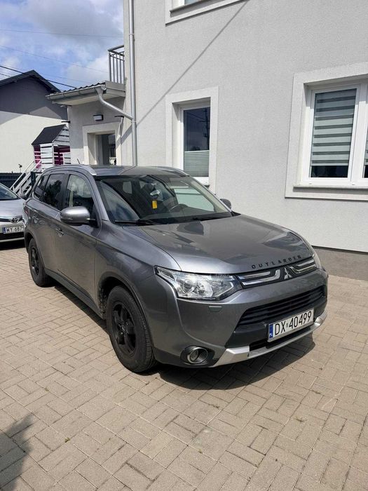 Mitsubishi Outlander 2.0 150 KM 4WD CVT 7 os. Salon PL | 115 tys. km