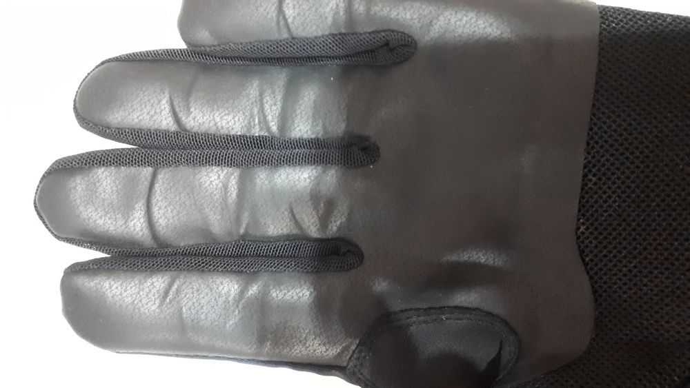 Перчатки для тренинга Reebok CF U GRIP GLV CD7268 цвет: черный