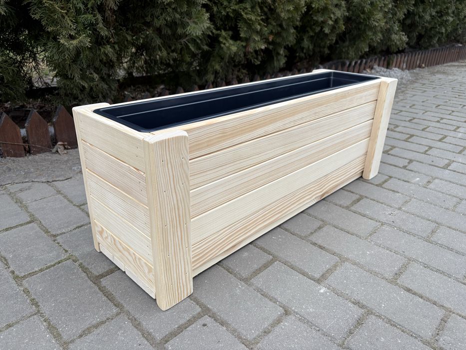 Donice drewniane z wkładem plastikowym