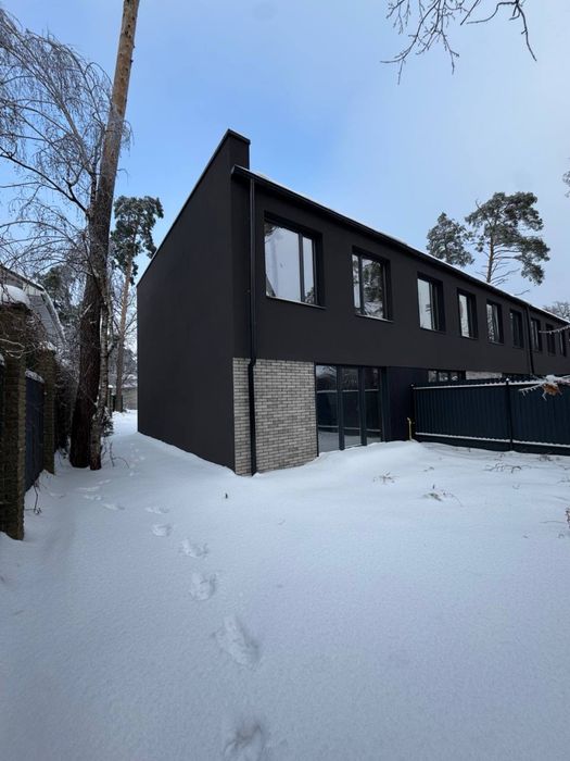 Ексклюзивний таунхаус у Лісовій Бучі! Великі двори та паркомісце!