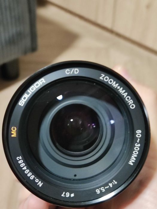 Obiektyw SOLIGOR MC C/D ZOOM, MACRO 60-300mm 4-5.6