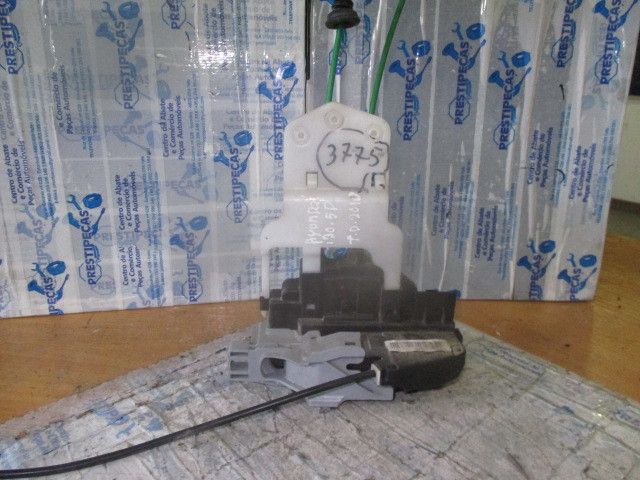 Fechadura / fecho porta trás direito HYUNDAI i30 CW (FD)