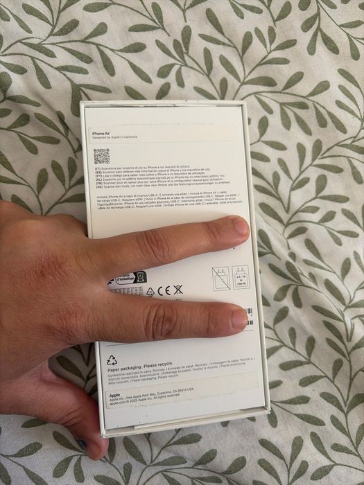 iPhone Air semi novo