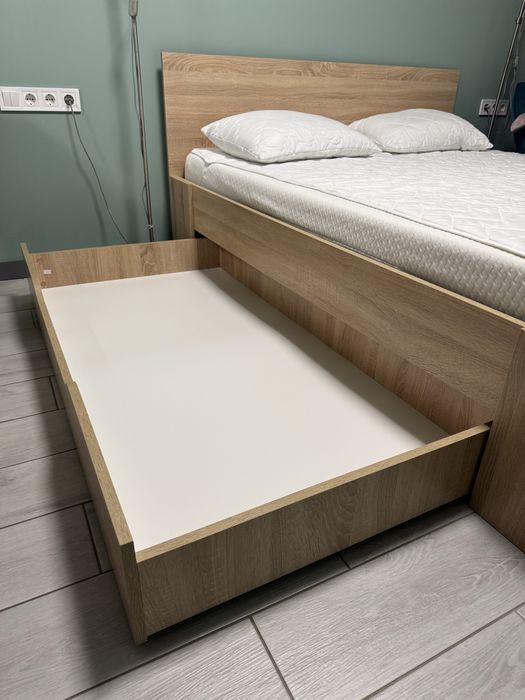 Двоспальне ліжко Jysk 1600*2000