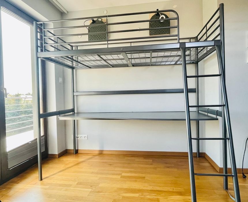 Łóżko z biurkiem Svarta IKEA