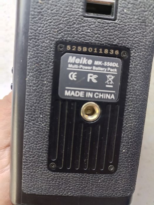 Батарейный блок Meike MK-550DL для камер EOS 550D/600D/650D/700D