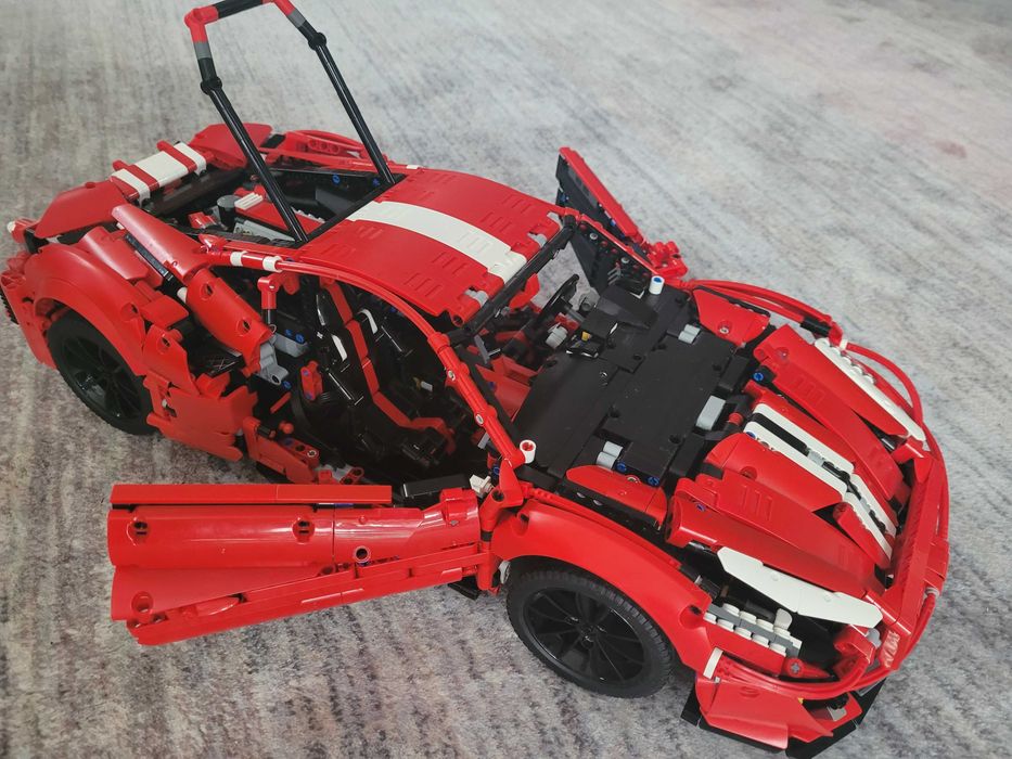 Lego technic MOC C61042 Ferrari 488 Pista 1:8