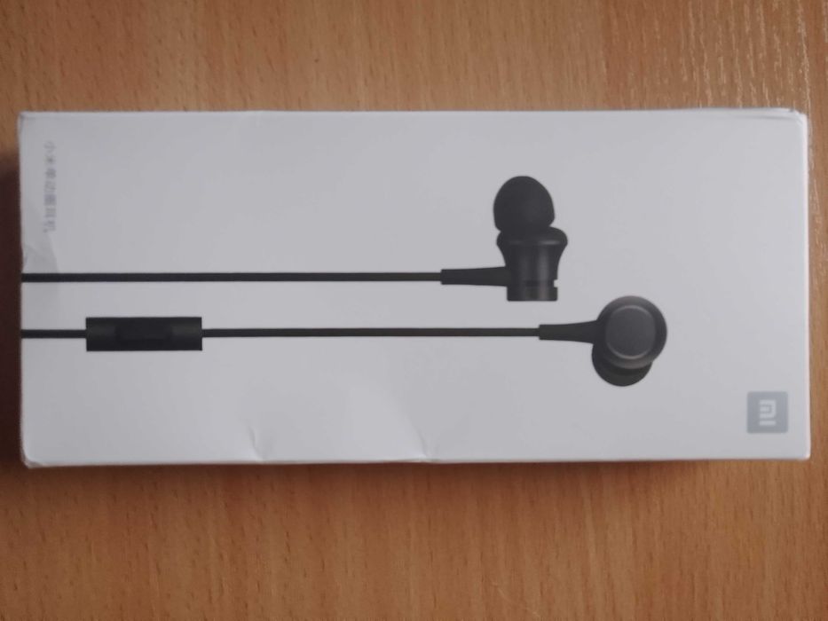 Наушники с микрофоном Xiaomi Single Dynamic Driver