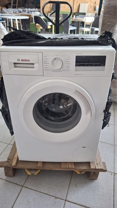 Maquina de lavar Bosch praticamente nova