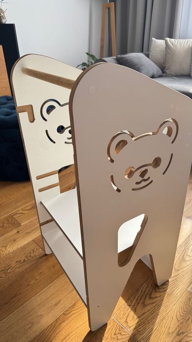 Stojak dla dzieci do kuchni