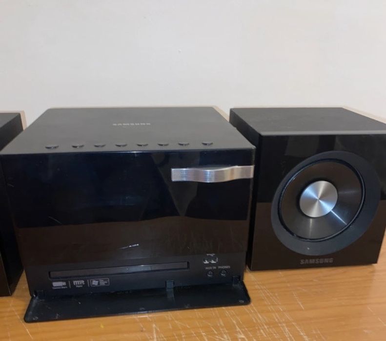 Aparelhagem samsung em muito bom estado