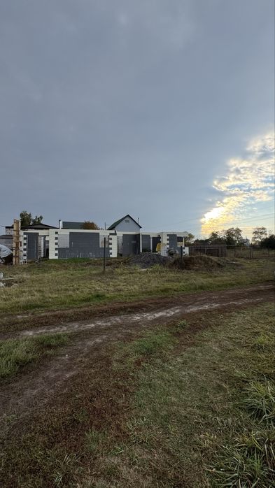 Участок 7.1 сотка, Гостомель. Под застройку жилого дома.