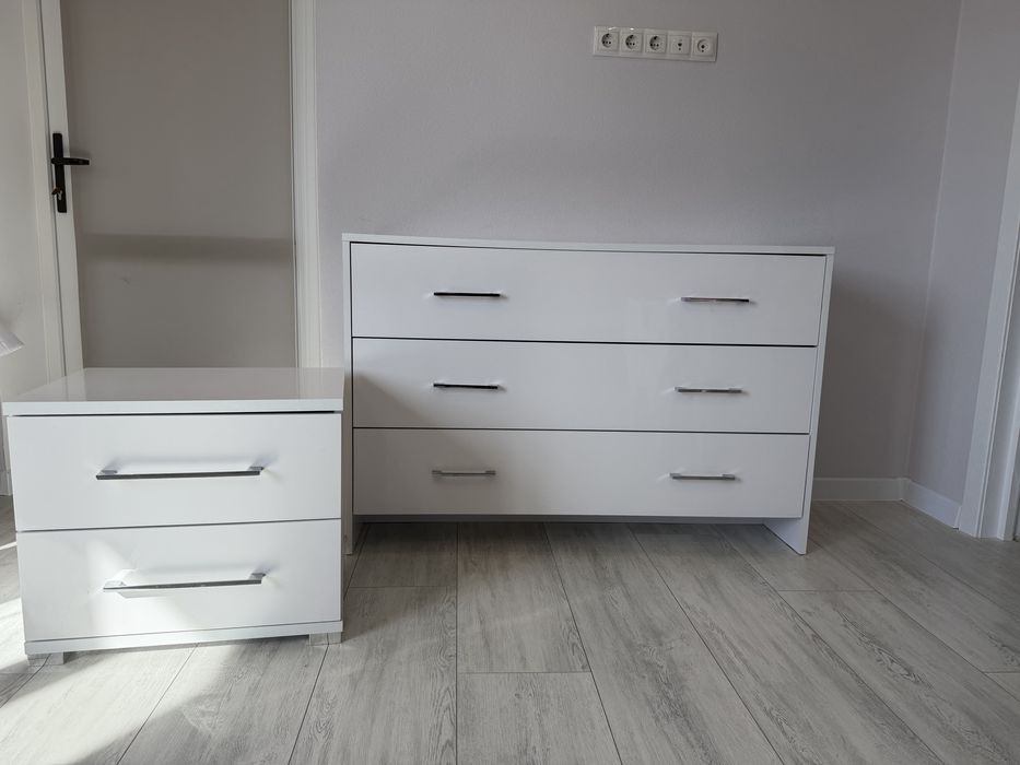 Продам комод та тумби фірми Miromark Family