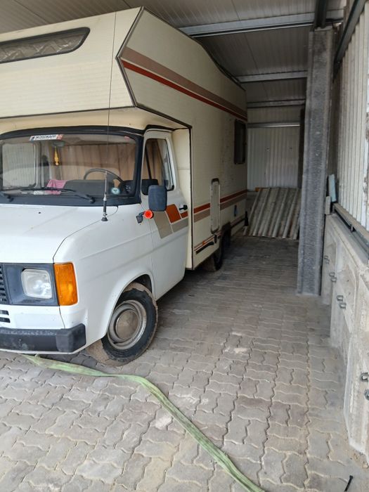 Autocaravana ford