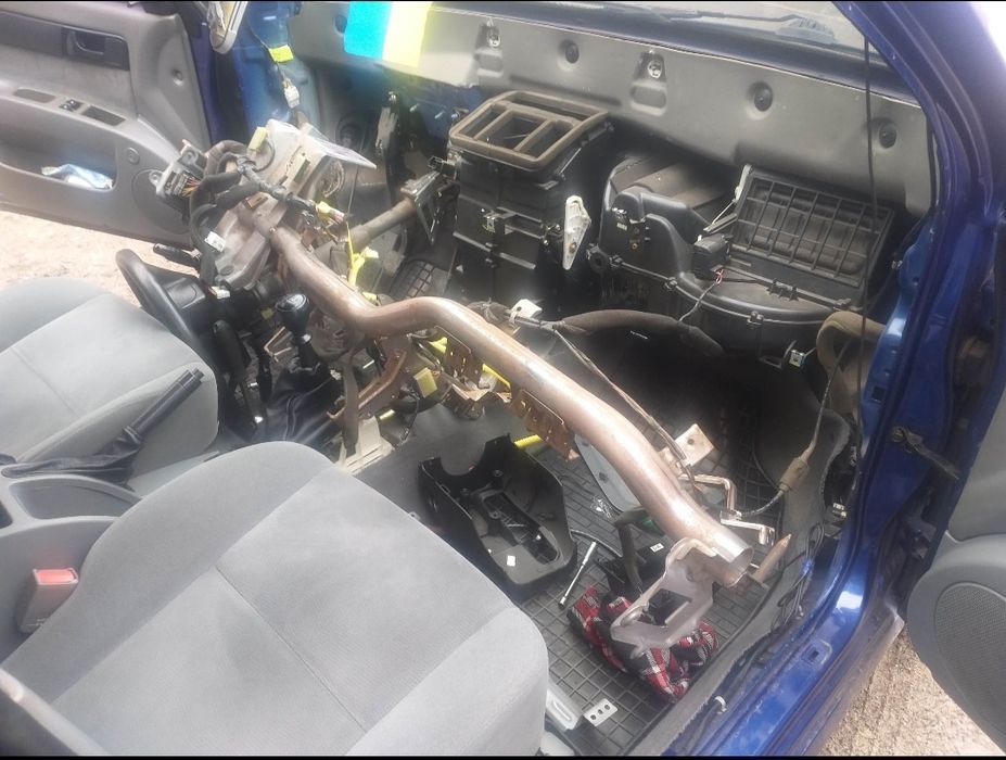 Замена торпедо  СТО замена радиаторов отопителя