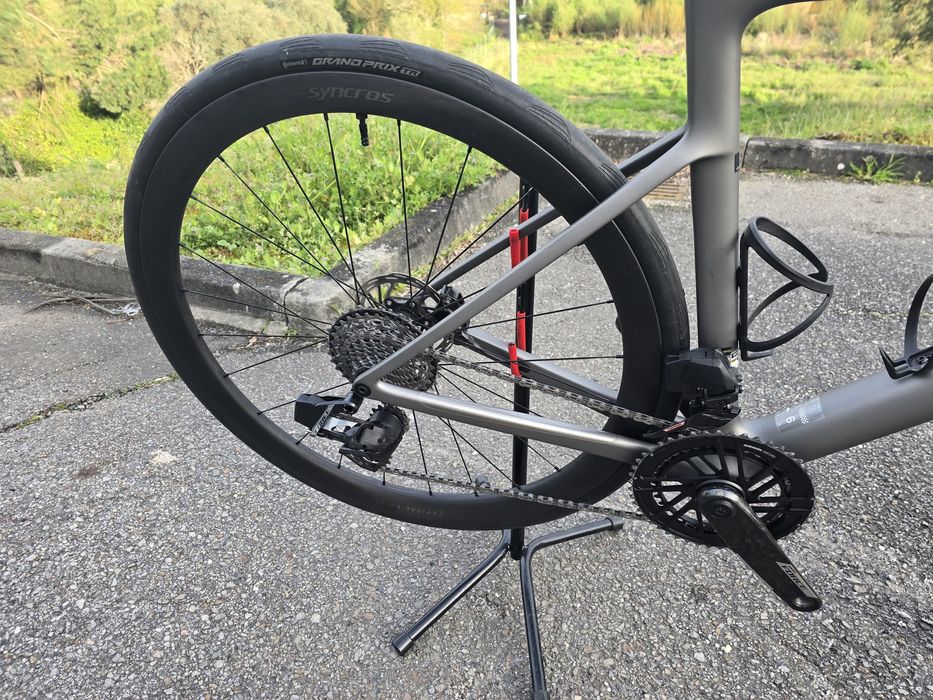 Scott addict rc team 7kg L semi nova