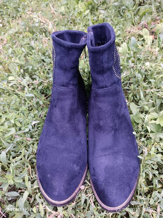 Замшеві сапожки 40 розмір