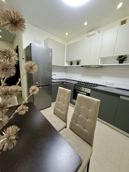 З гардеробною! Простора квартира ЖК Софіївська Слобідка ЖК Софія поруч