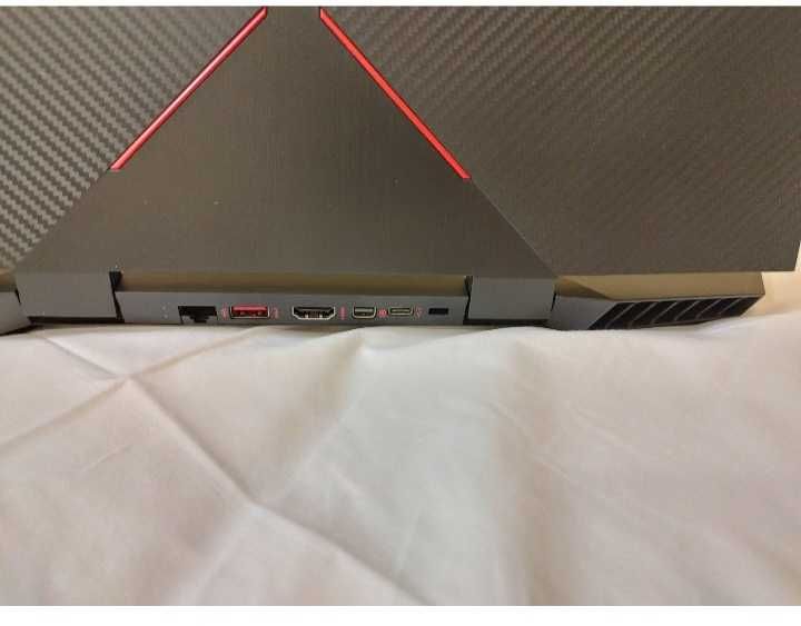 Computador gaming Omen 250gb