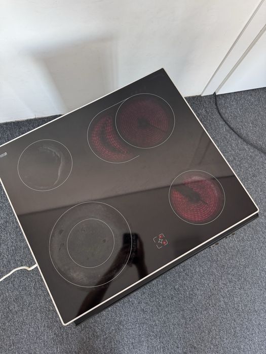 Комплект духова шафа/вбудована духовка + варильна поверхня Kontinent