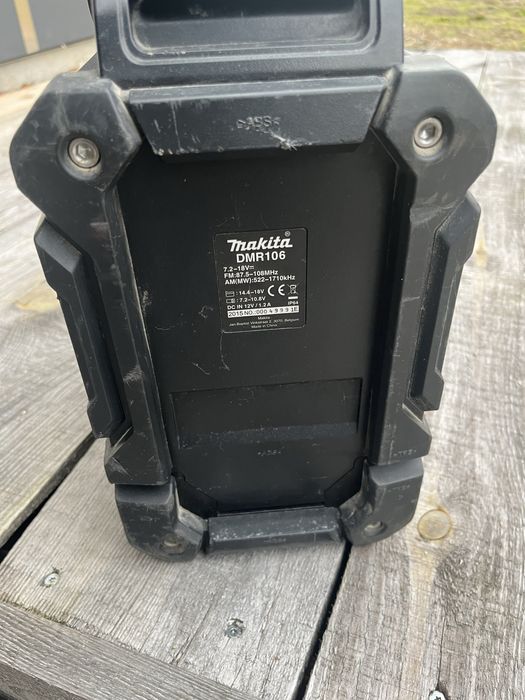 Sprzedam radio dmr 106