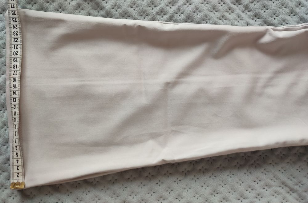 Брюки якісні, H&M, нові, вказаний розмір 42 європейський