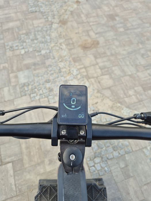 Motus 10 pro 600W 60km/h