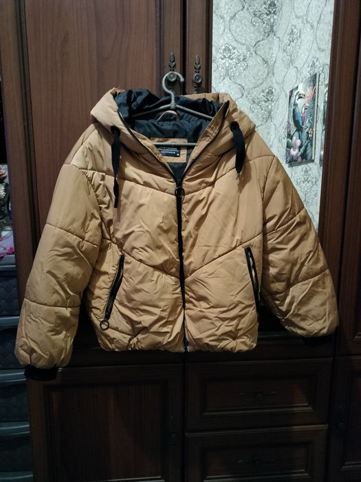 Куртка жіноча демісезонка