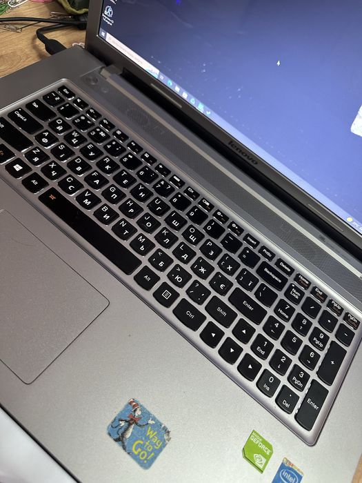 Ноутбук Lenovo ideapad z710