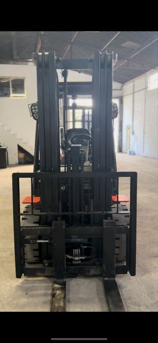 Empilhador triplex 3500kg!! 2019!! Como novo!!