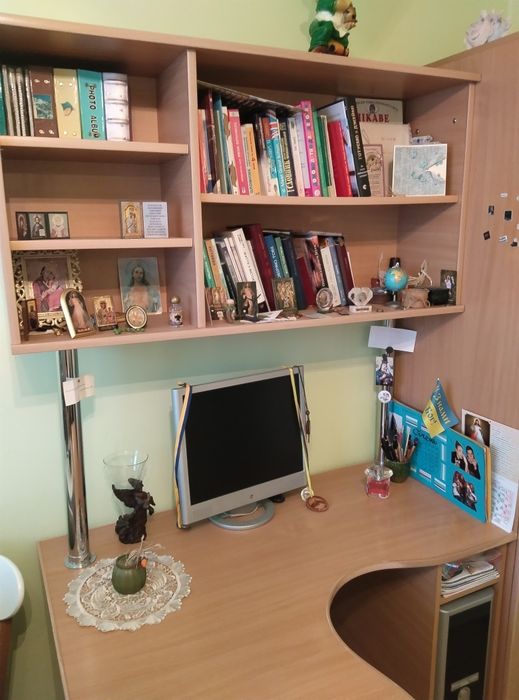 Меблевий куток для заняття