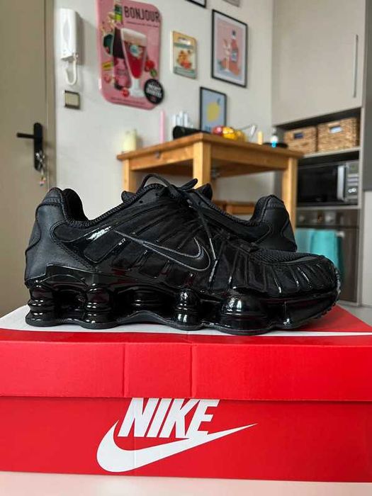 Buty sportowe Nike Shox TL Black R.37.5
