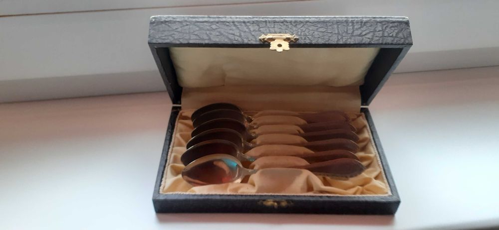 Sztuczce-Łyżeczki NEU SILBER w oryginalnym pudełku.