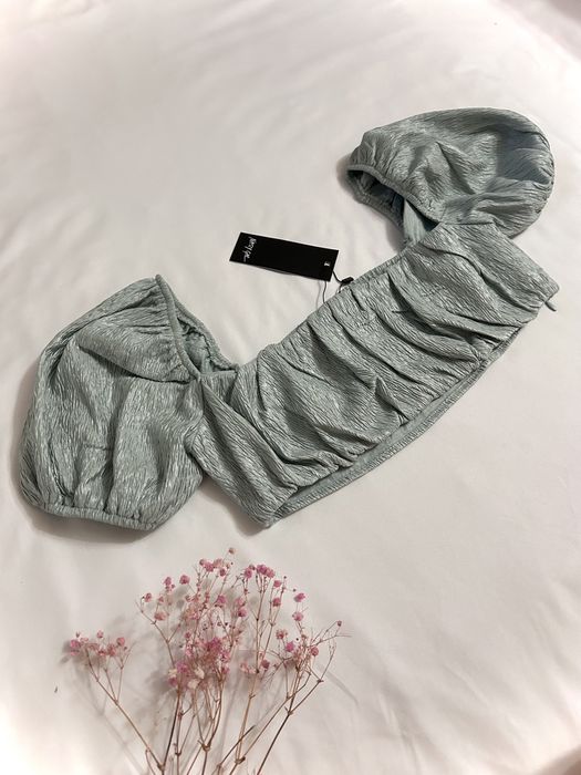 Продам новий бірюзовий топ NastyGal