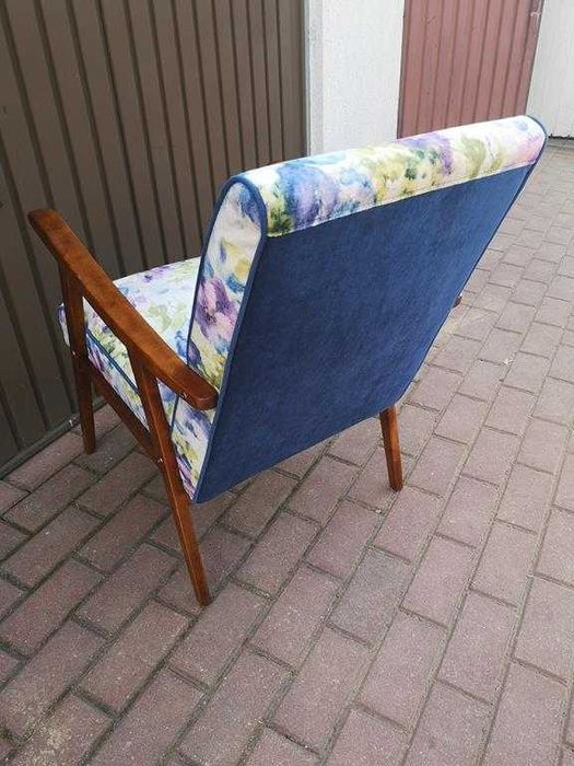 Stary Fotel Klubowy PRL Po Renowacji.