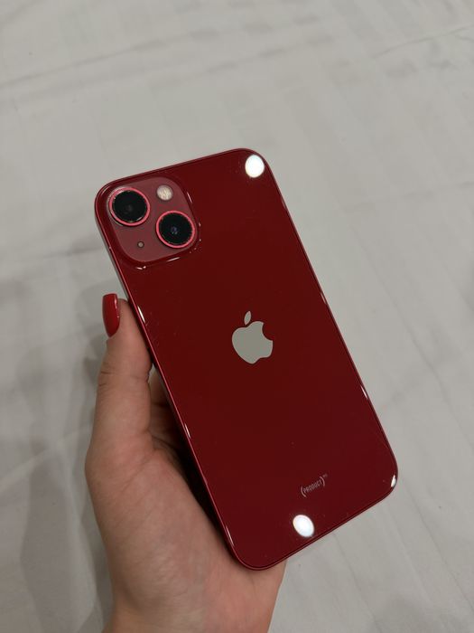 Продам iPhone 13